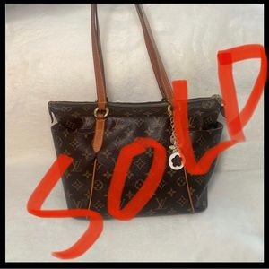LOUIS VUITTON Monogram Totally PM Tote